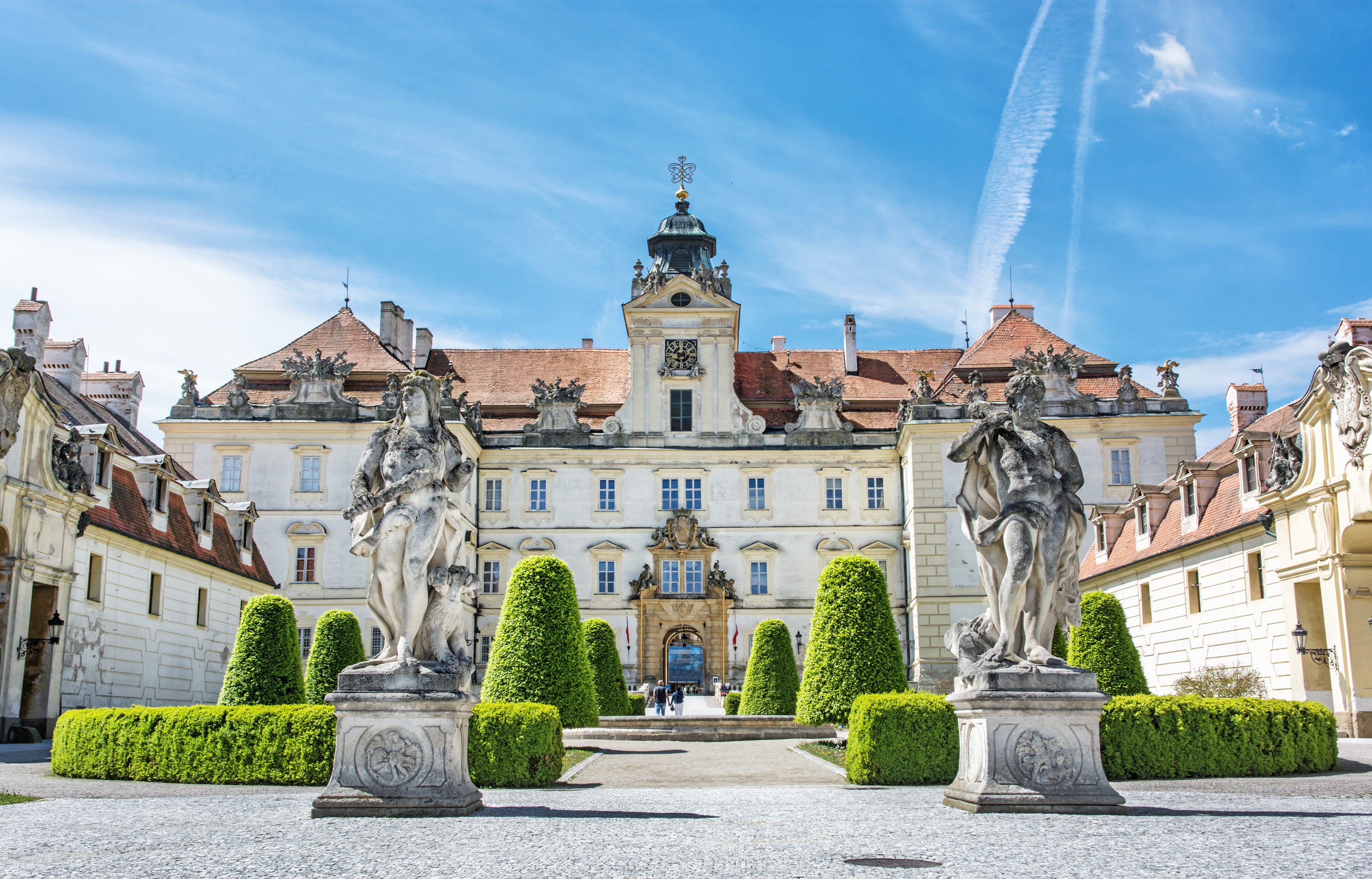 Chateu Valtice, Wine in czech republic, baroque, gardens, private transfer, historical tour
